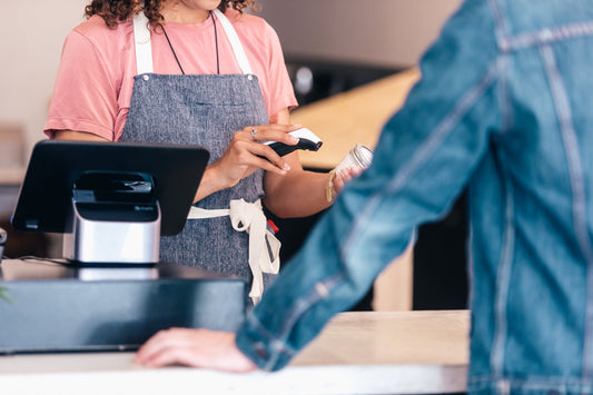 Mobile POS vs. Desktop POS: Which is Right for Your Retail Store?